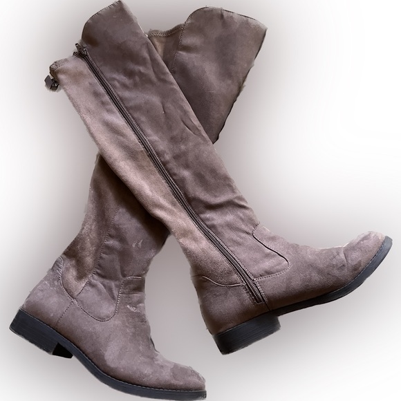 Style and Co Over the knee boots - Picture 2 of 3